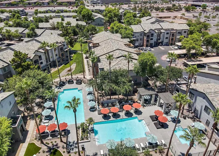 Boulevard Quiet Modern 1br Pickleball Pool Parking Gym 07 *